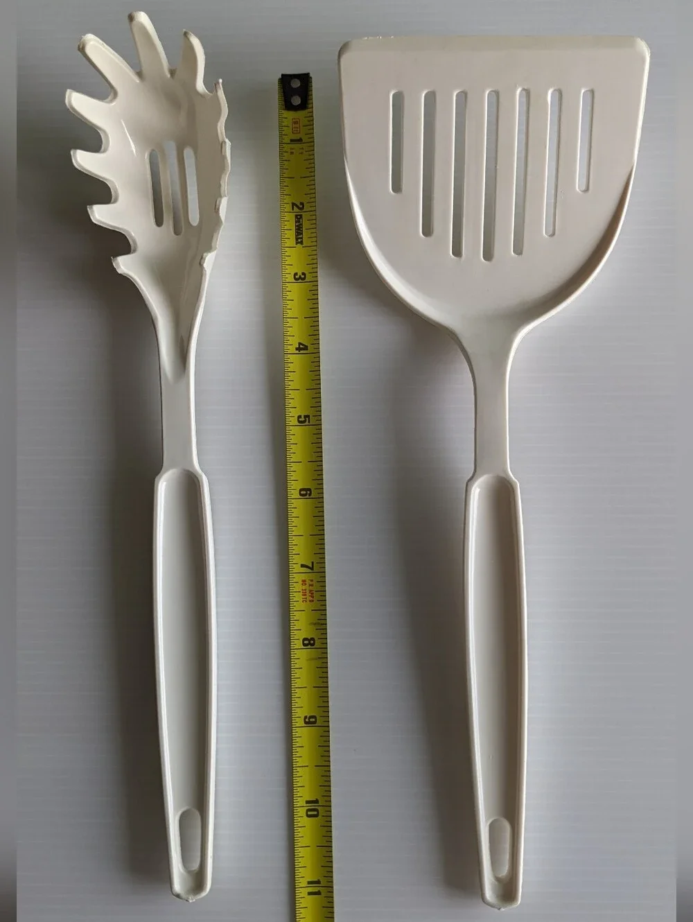 Vintage EKCO Spatula & Spaghetti Server Almond MCM Retro Kitchen USA Nylon
